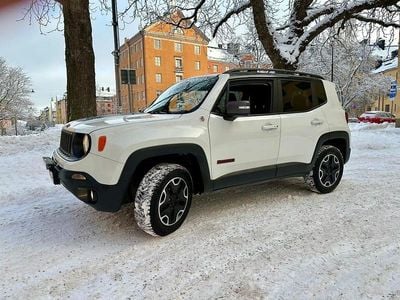 Begagnad 2017 Jeep Renegade SUV | 148 000 kr