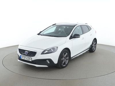 Vit Begagnad 2016 Volvo V40 CC Kombi | 184 000 kr