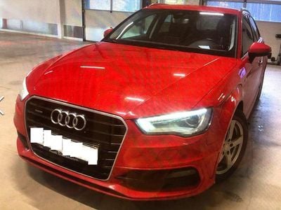 Röd Begagnad 2016 Audi A3 Sportback S-Line Halvkombi | 189 900 kr (Lite dyr)