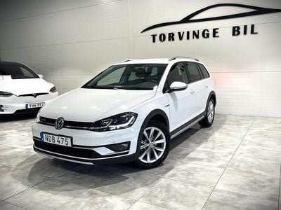 Begagnad VW Golf Alltrack 180 HK (132 kW) 2018 Vit Kombi