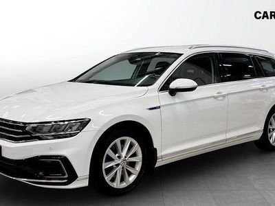 Vit Begagnad 2022 VW Passat GTE Kombi | 279 900 kr (Marknadspris)