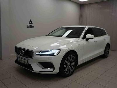 Vit Begagnad 2021 Volvo V60 Inscription Kombi | 259 900 kr (Superpris)