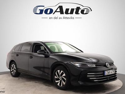 Svart Begagnad 2024 VW Passat Kombi | 338 500 kr (Marknadspris)