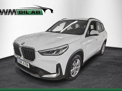 Vit Begagnad 2023 BMW X1 SUV | 469 000 kr (Marknadspris)