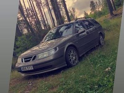 Begagnad 2004 Saab 9-5 Kombi | 20 000 kr (Lite dyr)