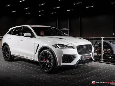 Begagnad Jaguar F-Pace SVR 551 HK (405 kW) 2020 Vit SUV
