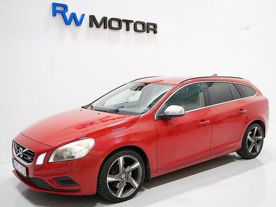 Begagnad Volvo V60 R-Design 225 HK (165 kW) 2010 Röd Kombi