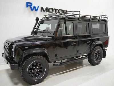Begagnad Land Rover Defender 122 HK (89 kW) 2011 Svart Kombi
