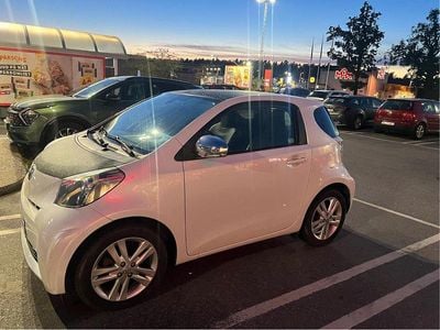 Toyota iQ