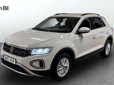 Grå Begagnad 2022 VW T-Roc SUV | 274 800 kr (Marknadspris)