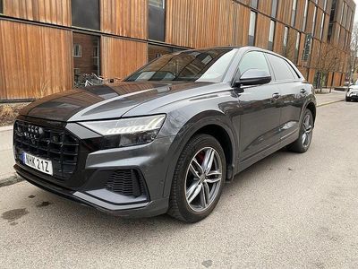 Begagnad Audi Q8 S-Line 286 HK (210 kW) 2019 Grå SUV