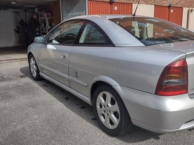 begagnad Opel Astra Coupé 1.8