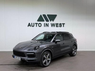 Grå Begagnad 2020 Porsche Cayenne SUV | 599 900 kr