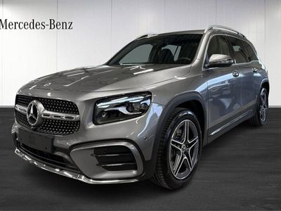Mercedes GLB220