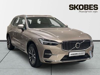 Grå Begagnad 2023 Volvo XC60 Core SUV | 439 900 kr
