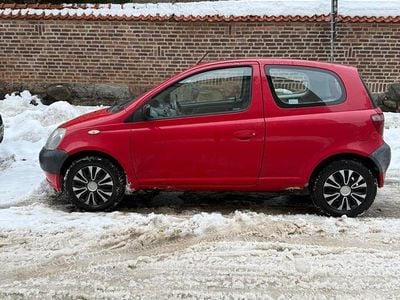Begagnad 2001 Toyota Yaris Halvkombi | 22 500 kr (Lite dyr)
