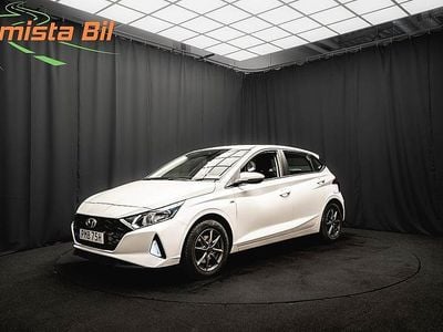 Vit Begagnad 2021 Hyundai i20 Essential Halvkombi | 179 700 kr (Marknadspris)