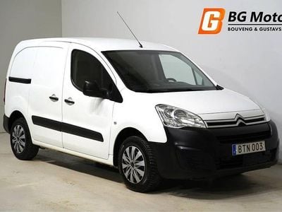 Vit Begagnad 2016 Citroën Berlingo Minibuss | 67 900 kr (Marknadspris)