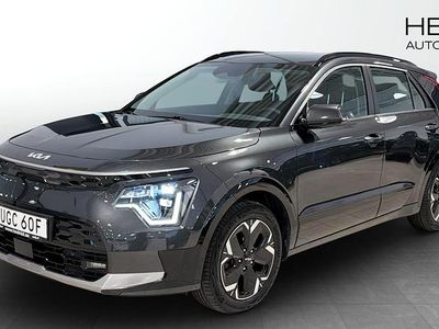 Grå Begagnad 2023 Kia e-Niro SUV | 319 900 kr
