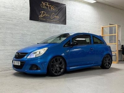 Begagnad Opel Corsa OPC 192 HK (141 kW) 2009 Blå Halvkombi