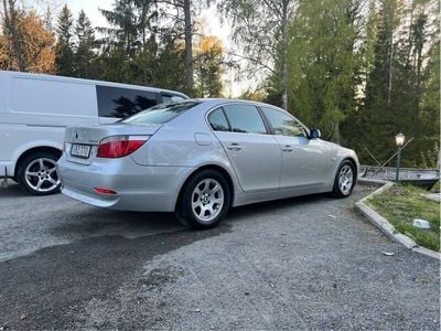 BMW 525