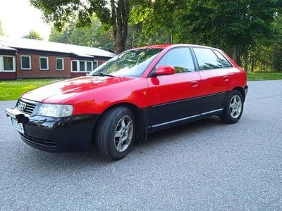Begagnad 1999 Audi A3 Attraction Halvkombi | 14 000 kr (Marknadspris)