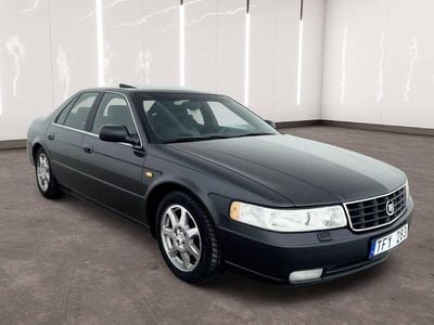 Begagnad Cadillac Seville STS 305 HK (224 kW) 2002 Grå Sedan
