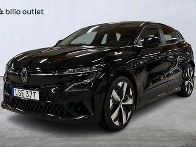 Begagnad Renault Mégane IV Equilibre 160 kW (218 HK) 2022 Svart Halvkombi
