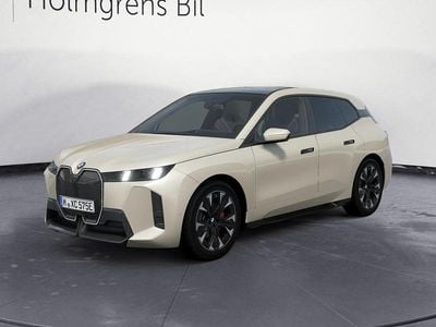 Grå Begagnad 2025 BMW iX M Sport SUV | 959 800 kr