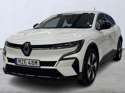 Vit Begagnad 2023 Renault Mégane IV Equilibre | 225 000 kr (Marknadspris)