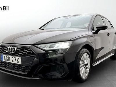 Begagnad Audi A3 Sportback e-tron Advanced Plus 204 HK (150 kW) 2023 Brilliantsvart Halvkombi