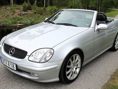 Begagnad Mercedes SLK230 198 HK (145 kW) 2002 Silver Cab
