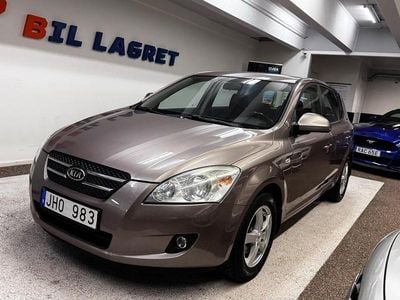 Grå Begagnad 2007 Kia Ceed EX Halvkombi | 29 900 kr (Bra pris)