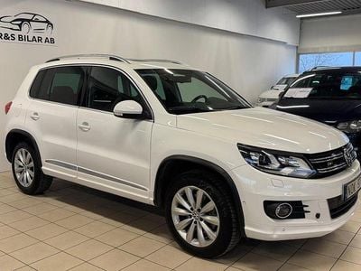 Vit Begagnad 2012 VW Tiguan Sportline SUV | 139 900 kr (Marknadspris)