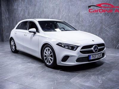Begagnad Mercedes A180 136 HK (100 kW) 2019 Vit Halvkombi