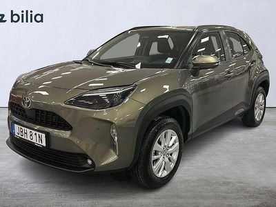 Grön Begagnad 2025 Toyota Yaris Cross Active SUV | 299 900 kr (Marknadspris)