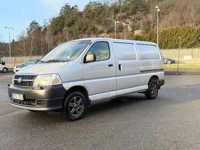 Begagnad 2010 Toyota HiAce Van | 125 000 kr