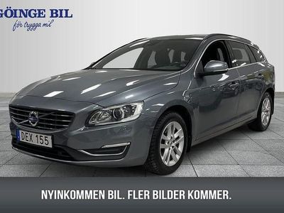 Grå Begagnad 2018 Volvo V60 Momentum Kombi | 179 000 kr