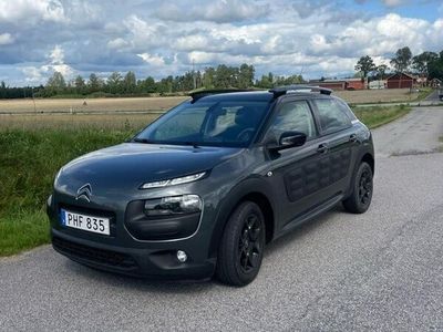 begagnad Citroën C4 Cactus 1.2 Kamrem bytt