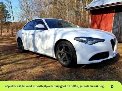 begagnad Alfa Romeo Alfa 6 Giulia 2.0 TBi Automat Euro200hk