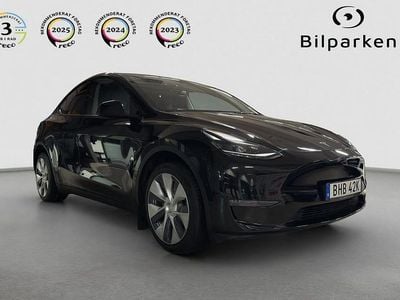 Svart Begagnad 2021 Tesla Model Y Long Range AWD SUV | 349 990 kr (Marknadspris)