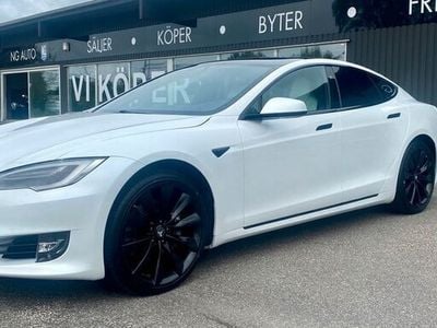 Begagnad Tesla Model S Long Range AWD 311 kW (423 HK) 2019 Vit Halvkombi