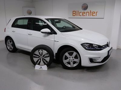 begagnad VW e-Golf 35.8 kWh Comfort V-Däck ingår Navi-Carplay Euro 6