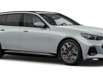 Grå Ny 2026 BMW 550e Comfort Edition Kombi | 957 800 kr
