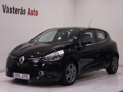 Begagnad Renault Clio IV 120 HK (88 kW) 2014 Svart Halvkombi
