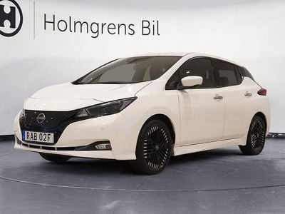 Saknas Begagnad 2022 Nissan Leaf N-Connecta Halvkombi | 169 900 kr (Marknadspris)
