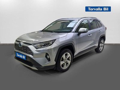 Silver Begagnad 2021 Toyota RAV4 Hybrid Executive SUV | 359 900 kr (Marknadspris)