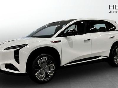 Vit (white) Ny 2025 Hongqi EHS7 SUV | 699 900 kr