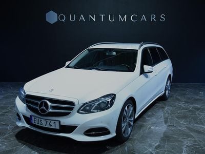 Vit Begagnad 2015 Mercedes E220 | 179 000 kr