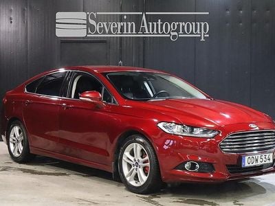 Begagnad Ford Mondeo Business Edition 211 HK (155 kW) 2016 Röd Halvkombi
